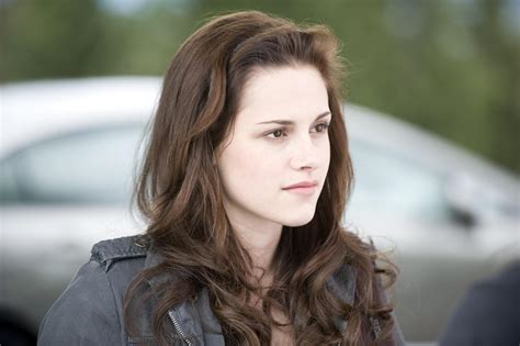 bella's real name from twilight|who plays bella from twilight.